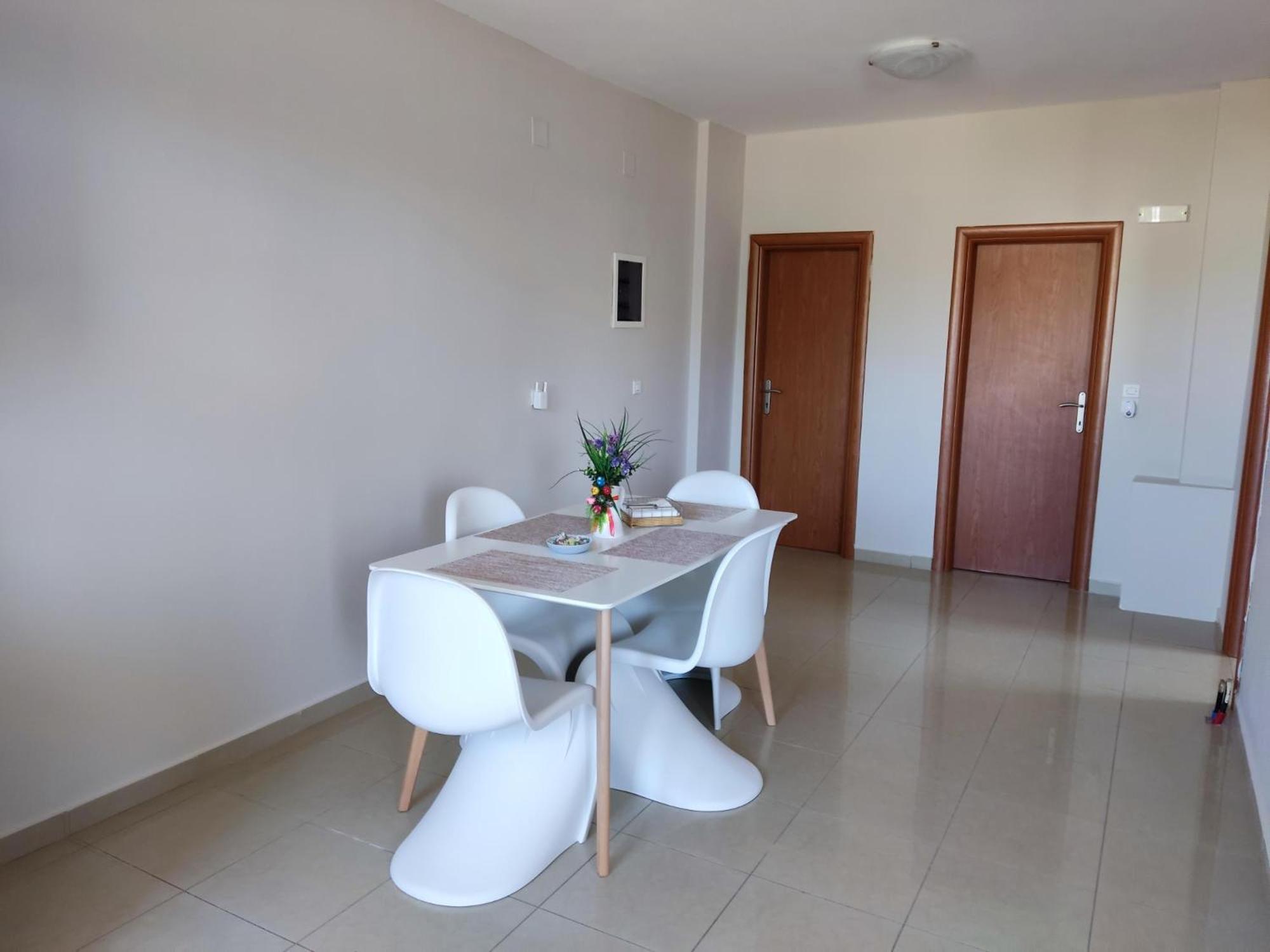 Mama Marina Apartement Near To The Airport 2 Andimáhia Kültér fotó